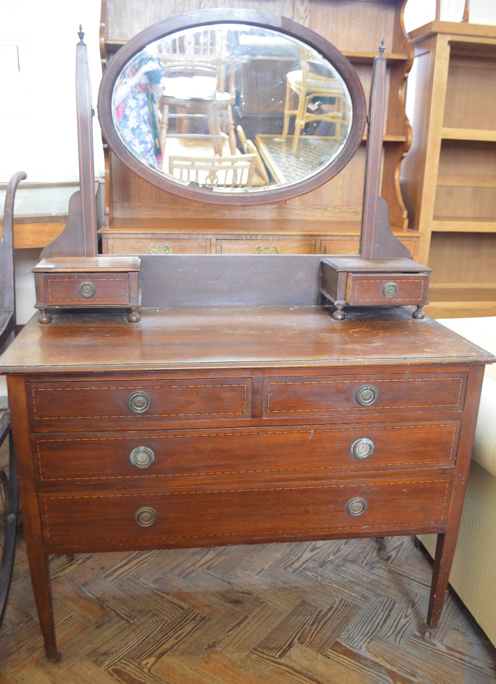 An Edwardian inlaid Mahogany dressing table