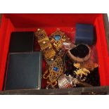 A jewellery casket containing costume jewellery