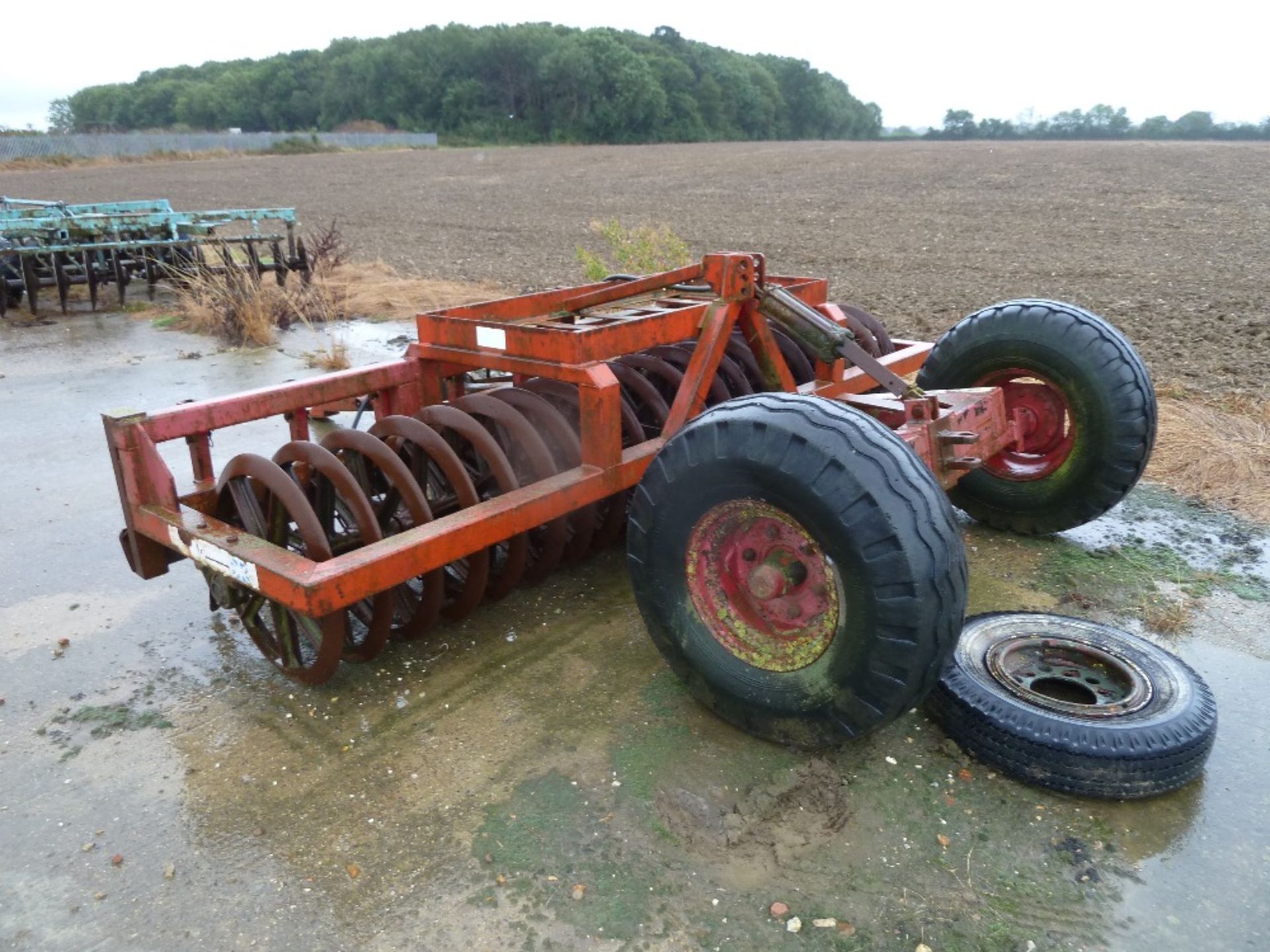 Farmforce press, 3.5m, levelling board, levelling tines. - Image 2 of 4
