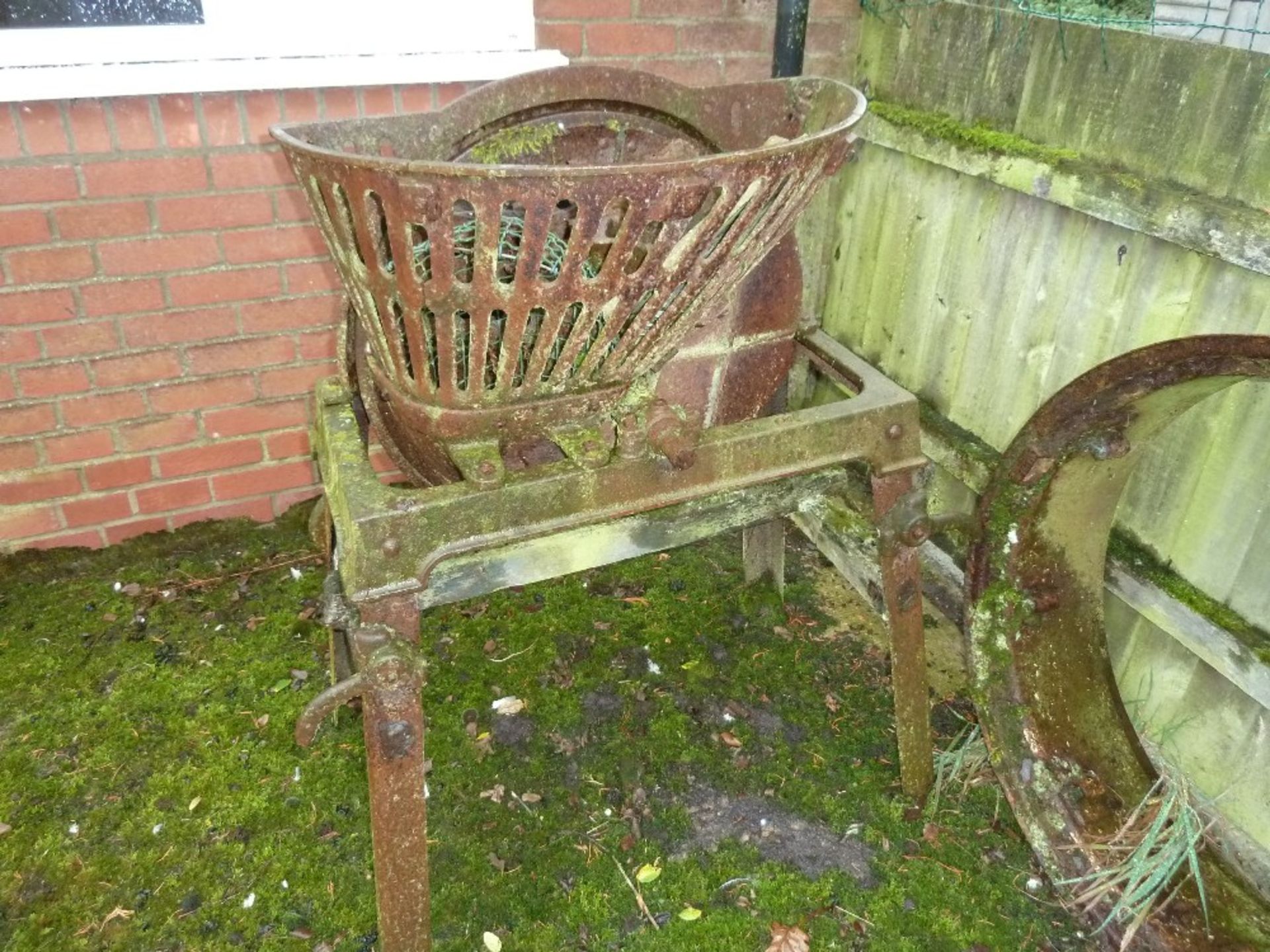 "The Eclipse" Vintage root cutter. Stored near Beccles. No VAT on this item. - Image 2 of 3