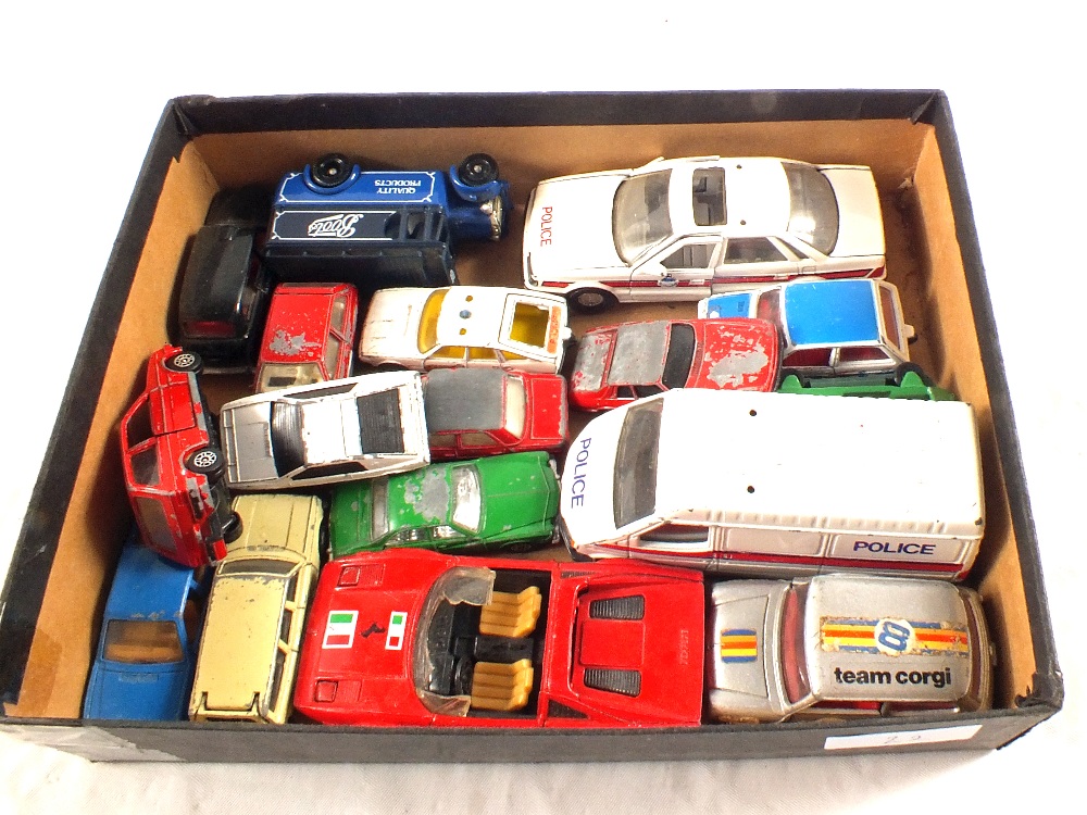 Various boxed and unboxed models, - Image 2 of 2