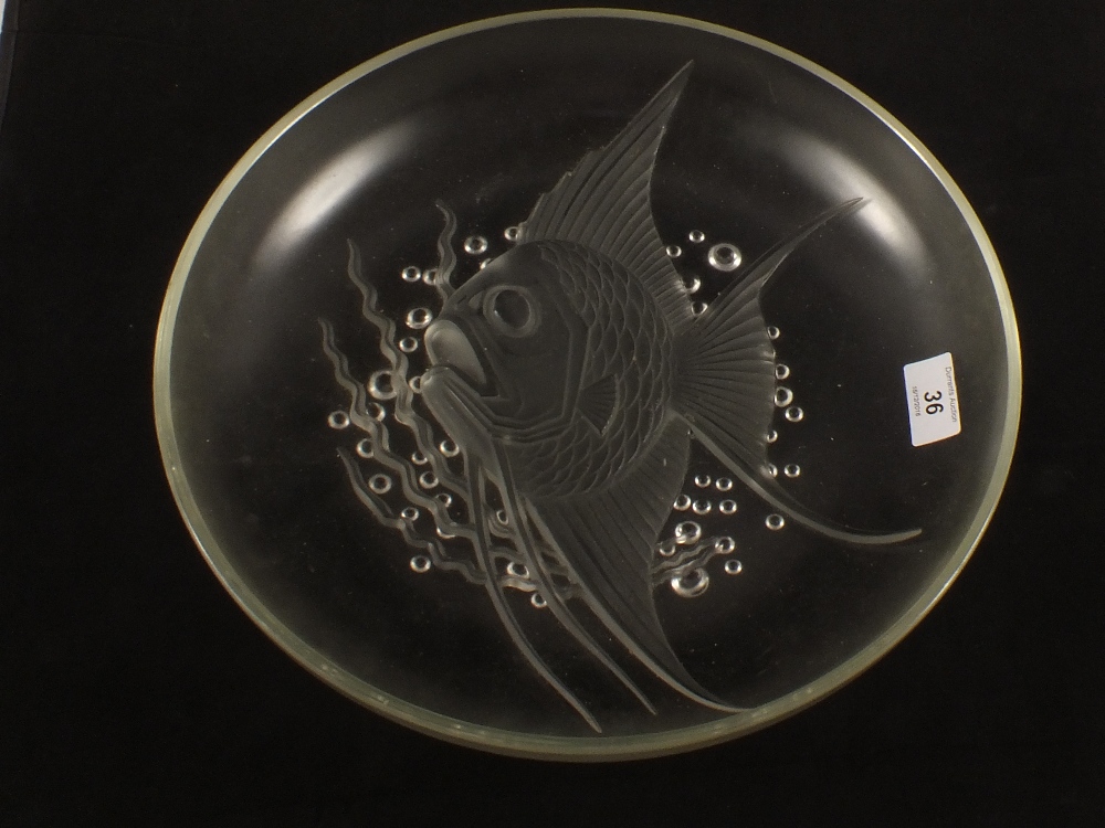 A French frosted glass bowl with internally moulded angel fish decoration by Verlys,