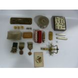 Tray containing Pen Knives - Games - Brassware - Treen etc