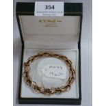 9 carat gold bracelet weighing 13 grams