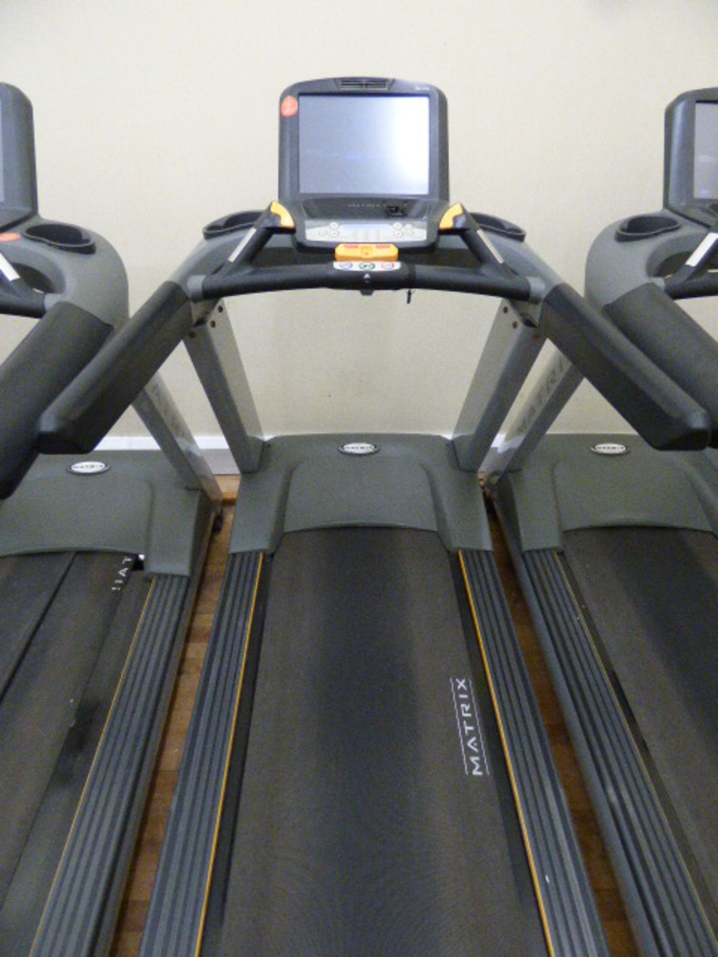 *Matrix ultimate deck treadmill with touch screen and nike plus ipod dock station