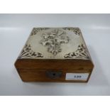 Oak Trinket Box with Silver Lid Decoration