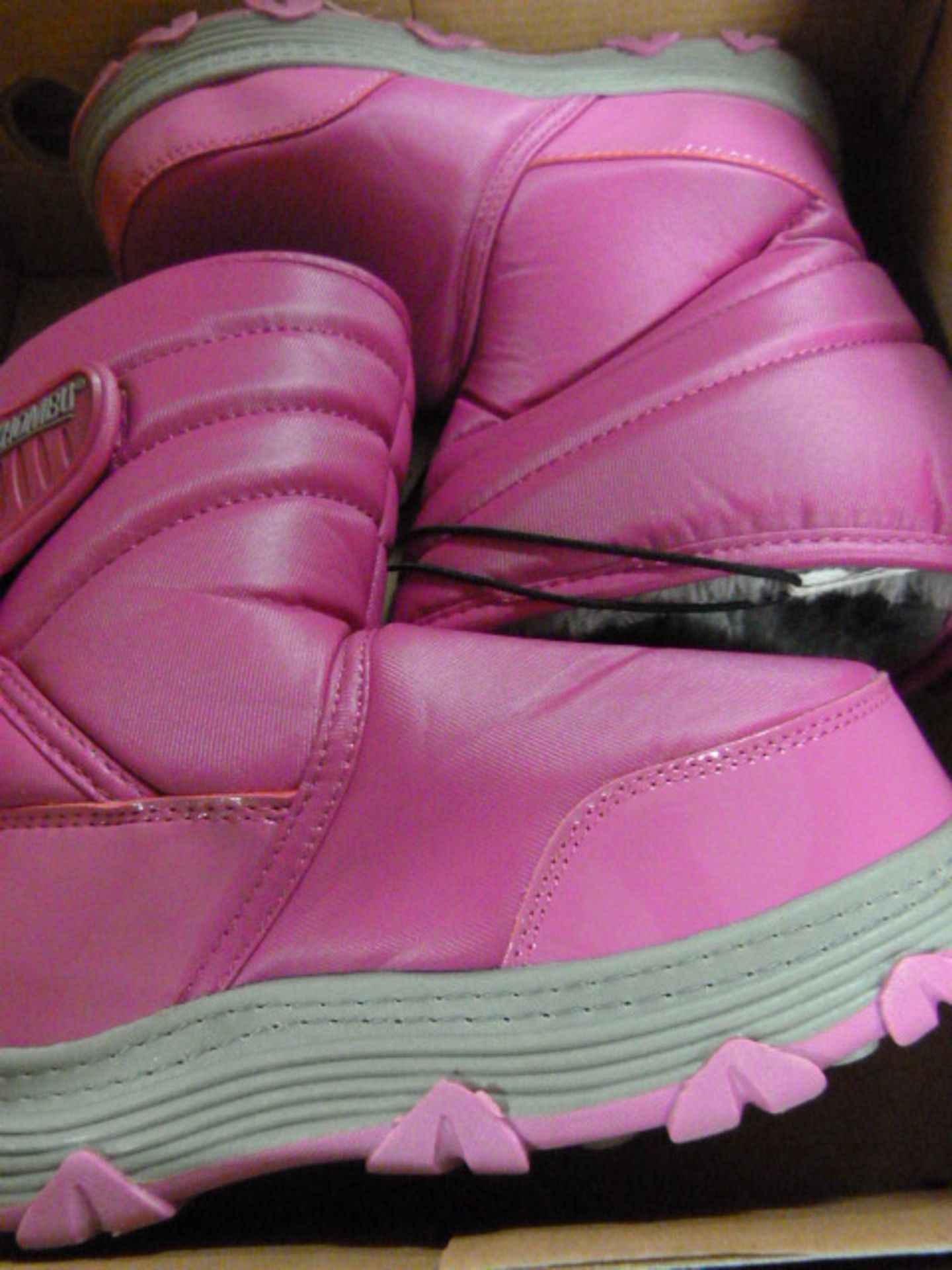 *Khombu Children's Boots (Pink) Size: 13