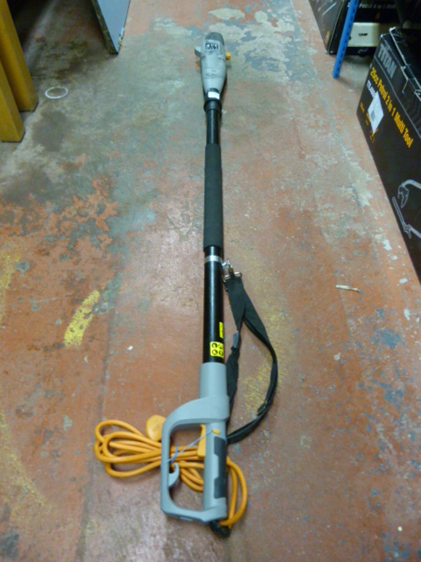 *Titan 750w Pole Trimmer