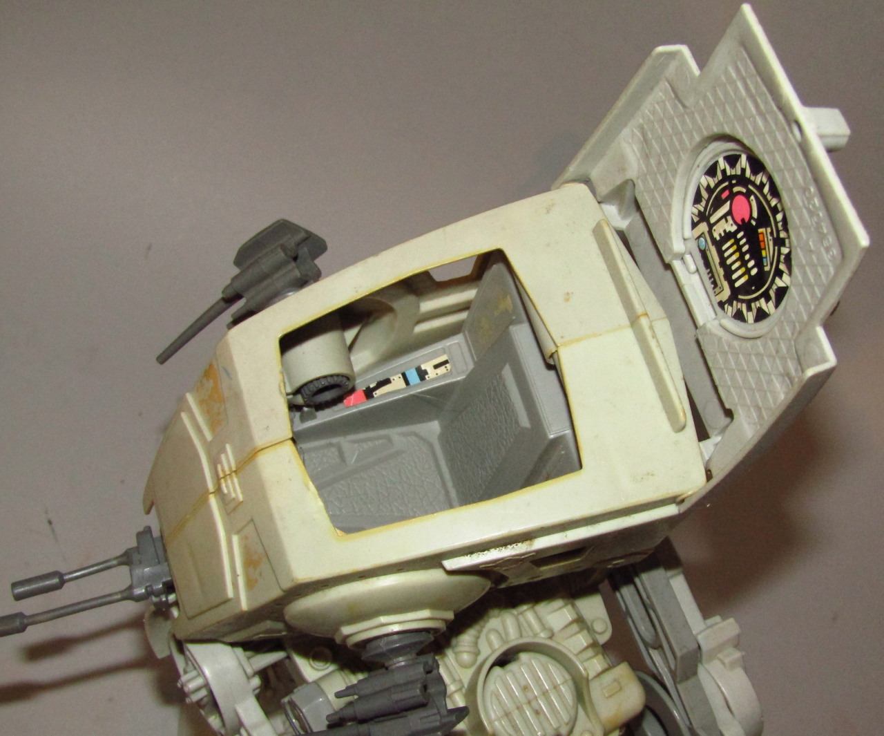 A Lucas film limited Star Wars 1982 edition AT-ST, with articulated legs and other ships and - Image 6 of 7