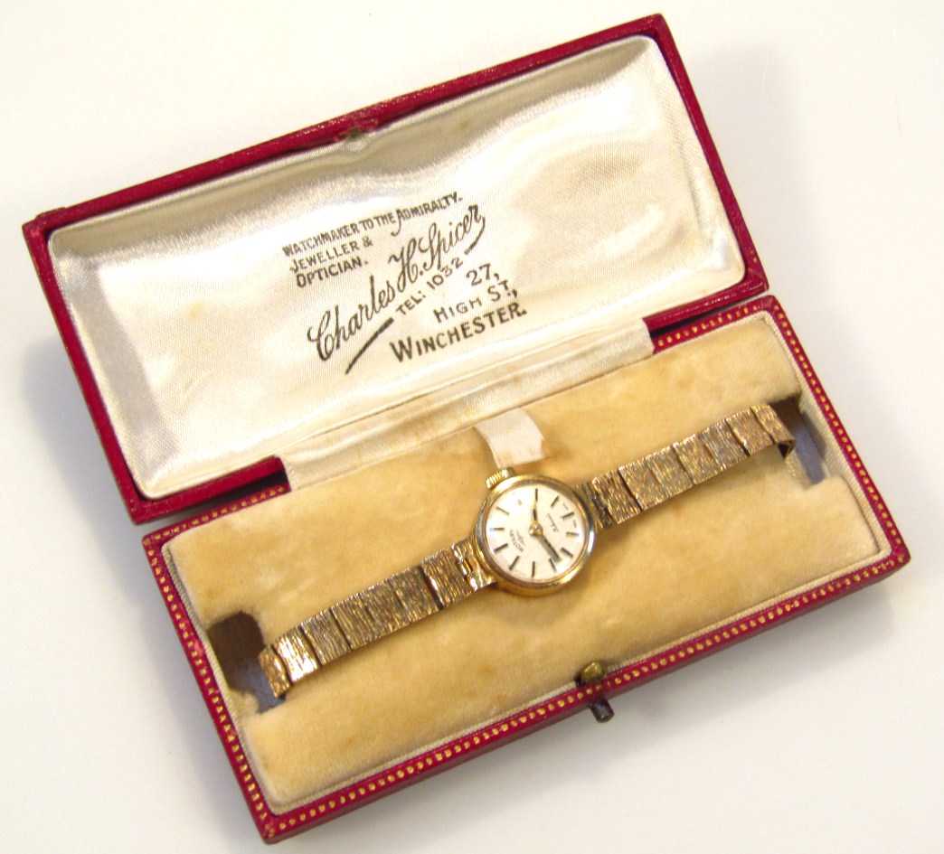 A ladies Rotary cocktail watch, with jewelled movement, the 1.5cm dia. dial with baton numerals - Image 3 of 3