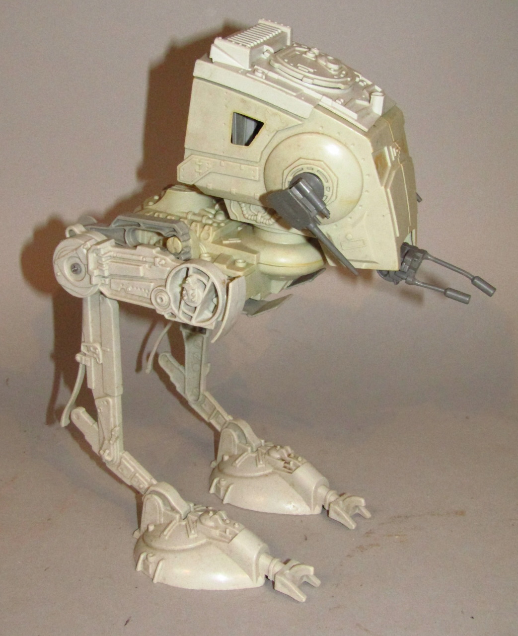 A Lucas film limited Star Wars 1982 edition AT-ST, with articulated legs and other ships and - Image 4 of 7