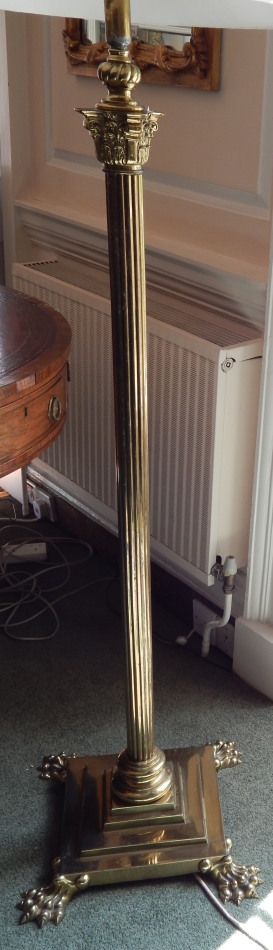 An early 19thC brass floor lamp, with a reeded Corinthian column, the square base applied with - Image 2 of 2