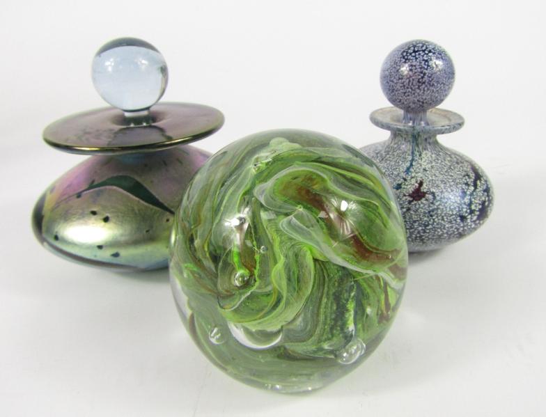 A green and silver lustre scent bottle and stopper, purple and white mottled glass scent bottle