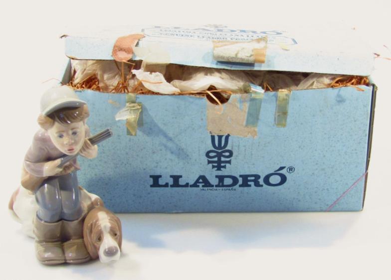 A Lladro figure, Muneco Cazador no. 4971, printed marks beneath, 20cm high. (boxed) - Image 4 of 4