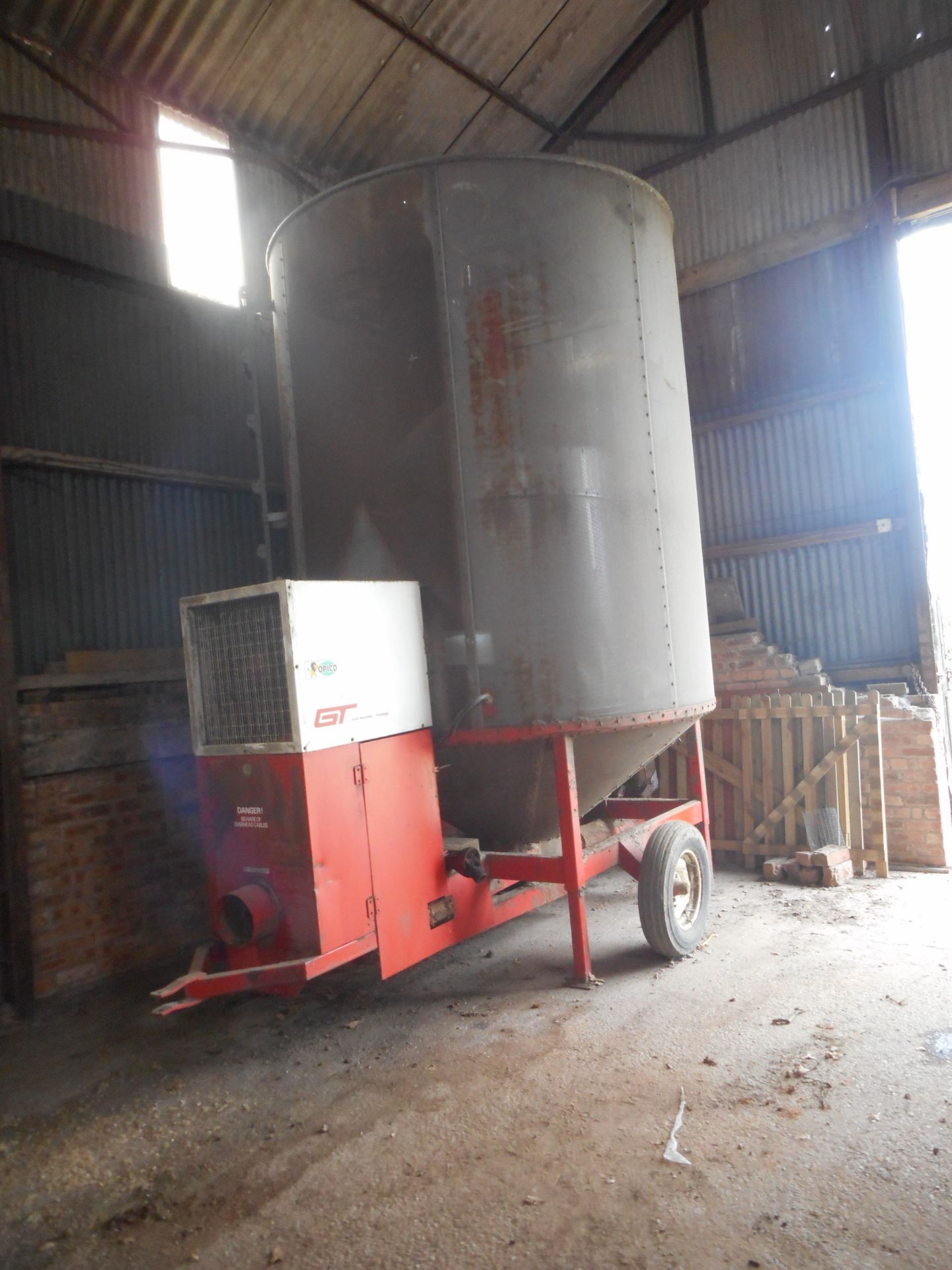 OPICO 1980 GRAIN DRYER (10T) PTO DRIVEN