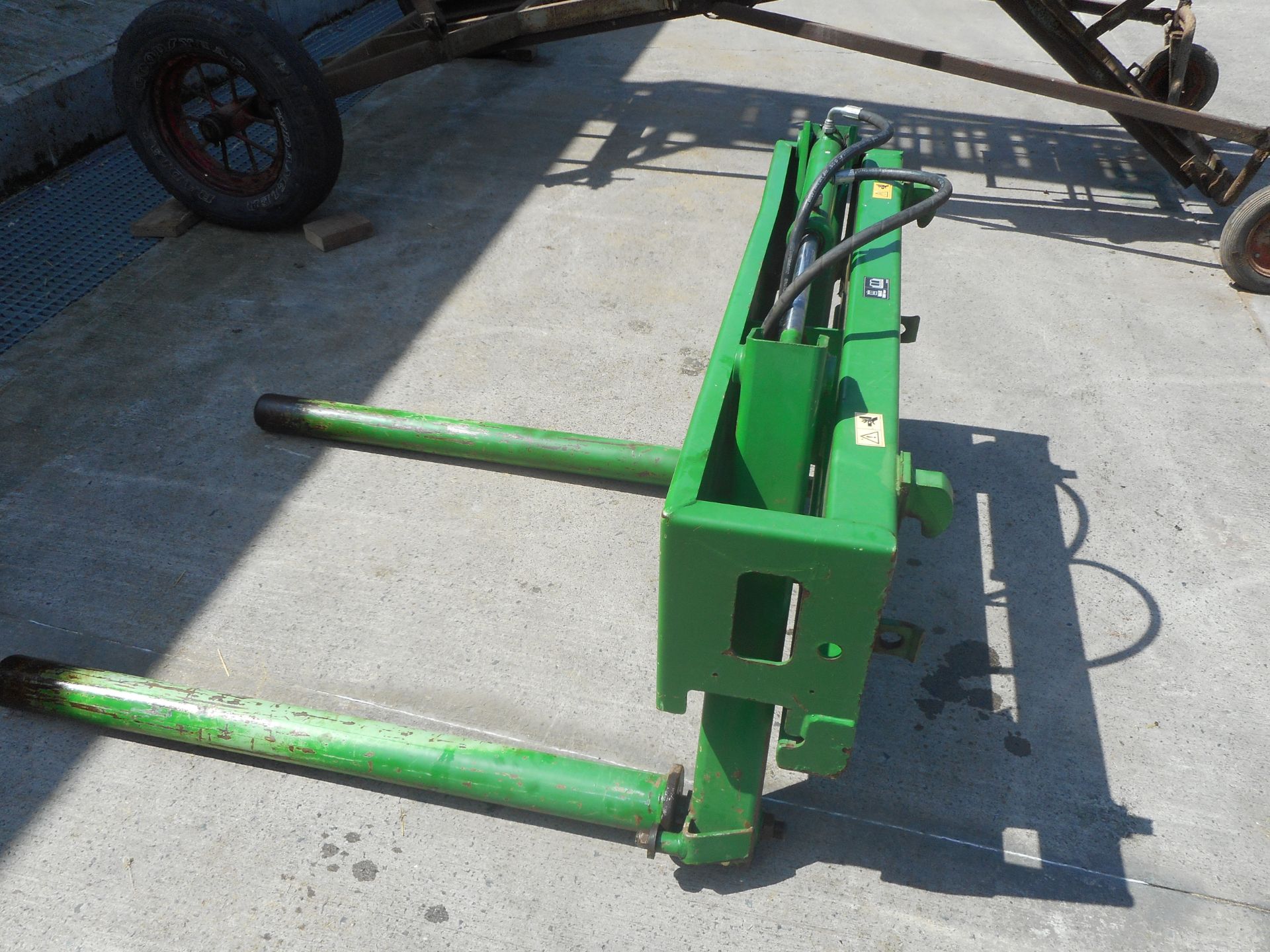 MCHALE BALE SQUEEZER C/W QUICKIE BRACKETS