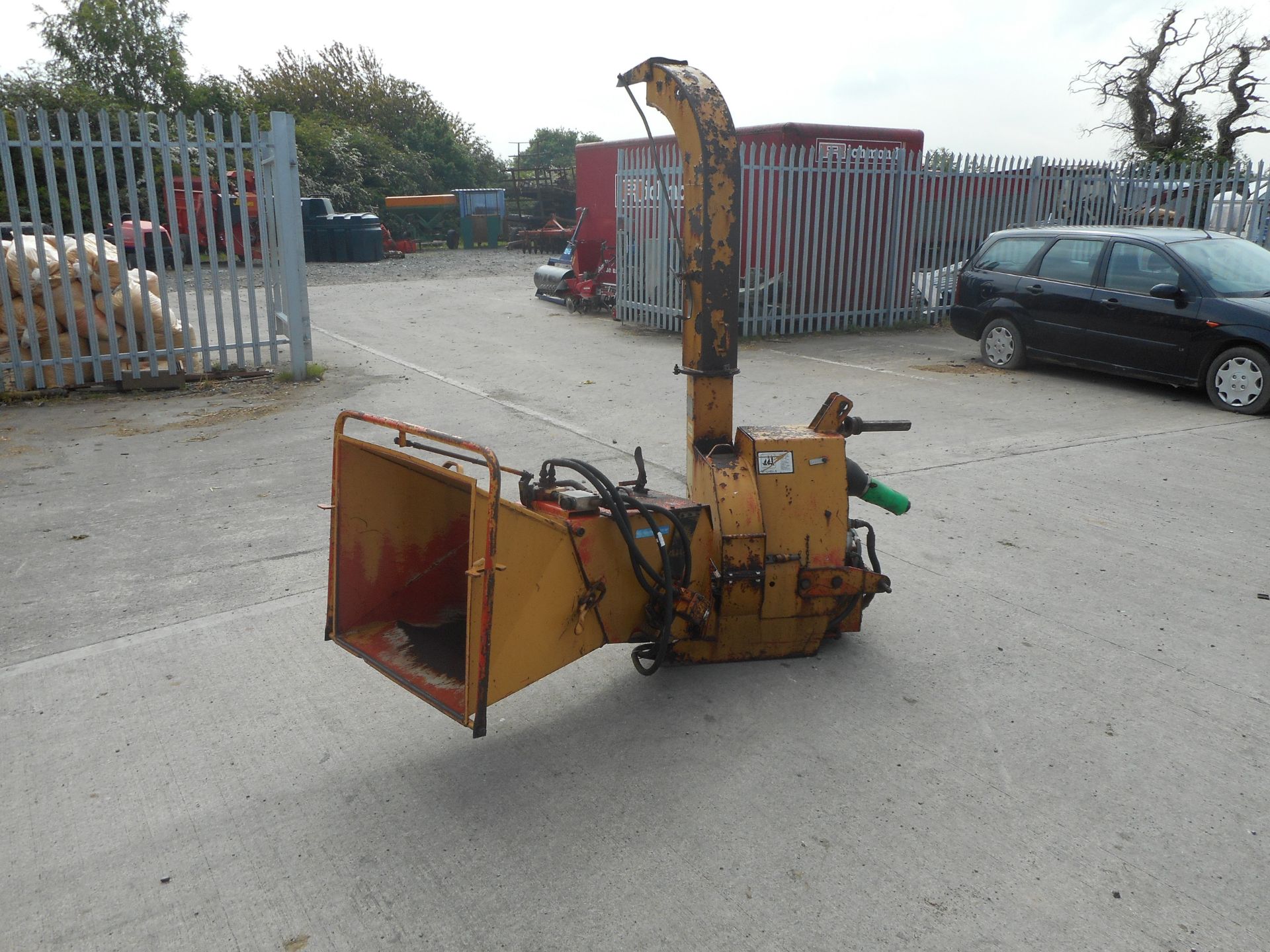 PTO DRIVEN WOOD CHIPPER