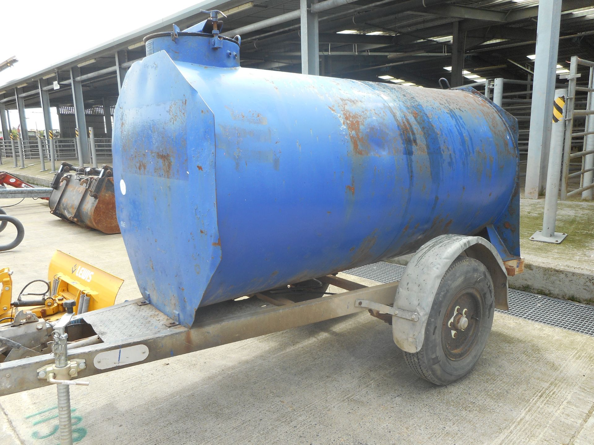 1400 LITRE FATS TOW FUEL BOWSER - Image 2 of 2