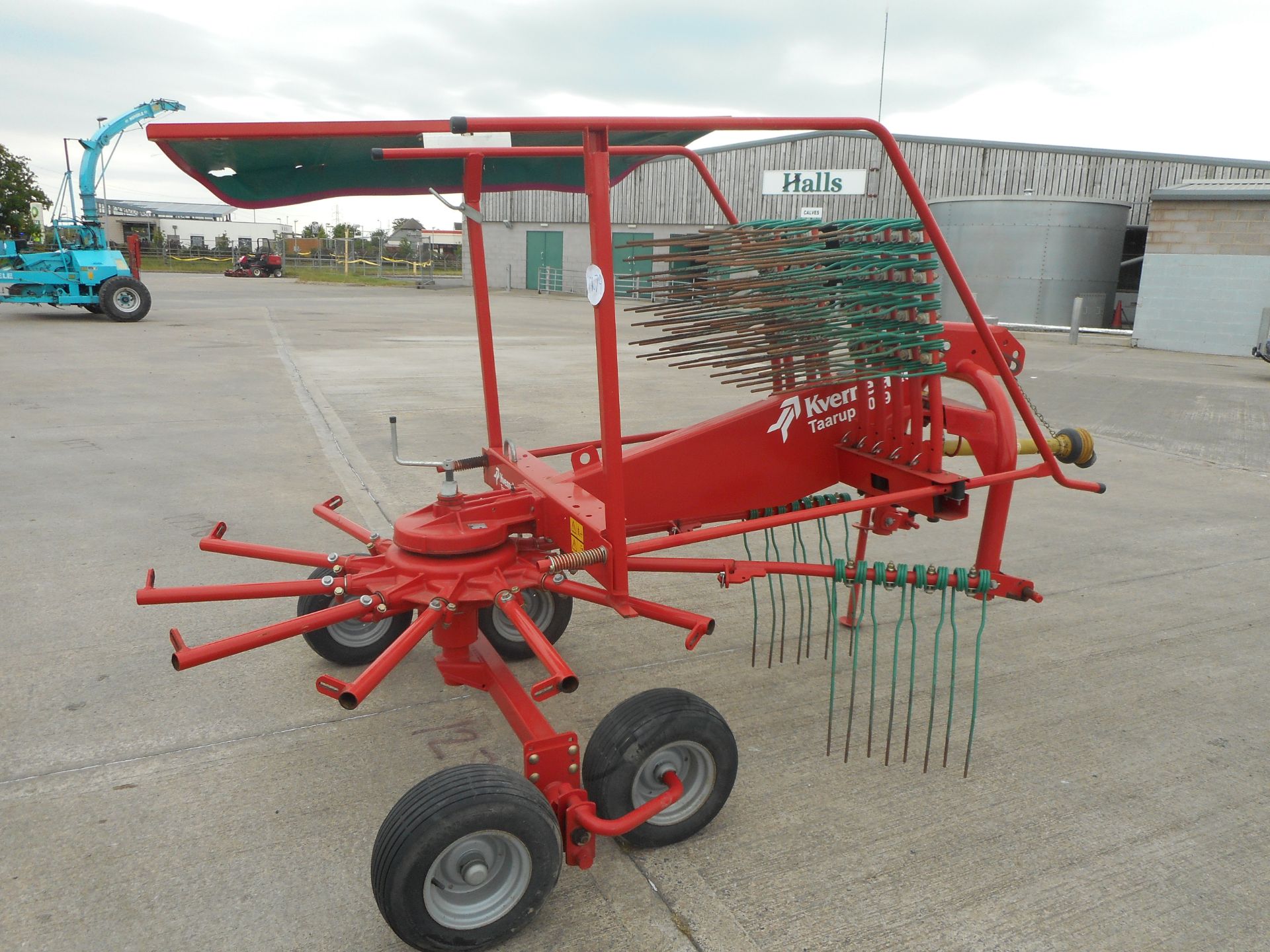 KVERNELAND TAARRUP 9039 SINGLE ROTA RAKE