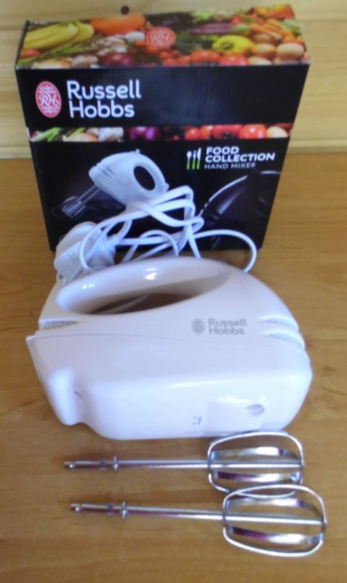 V Grade C Russell Hobbs Food Collection Hand Mixer