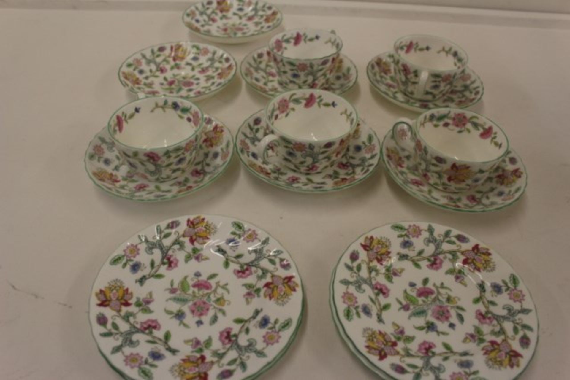 Minton "Hadden Hall" By J Wordsworth - Cups - Saucers & Plates (16 Pieces)