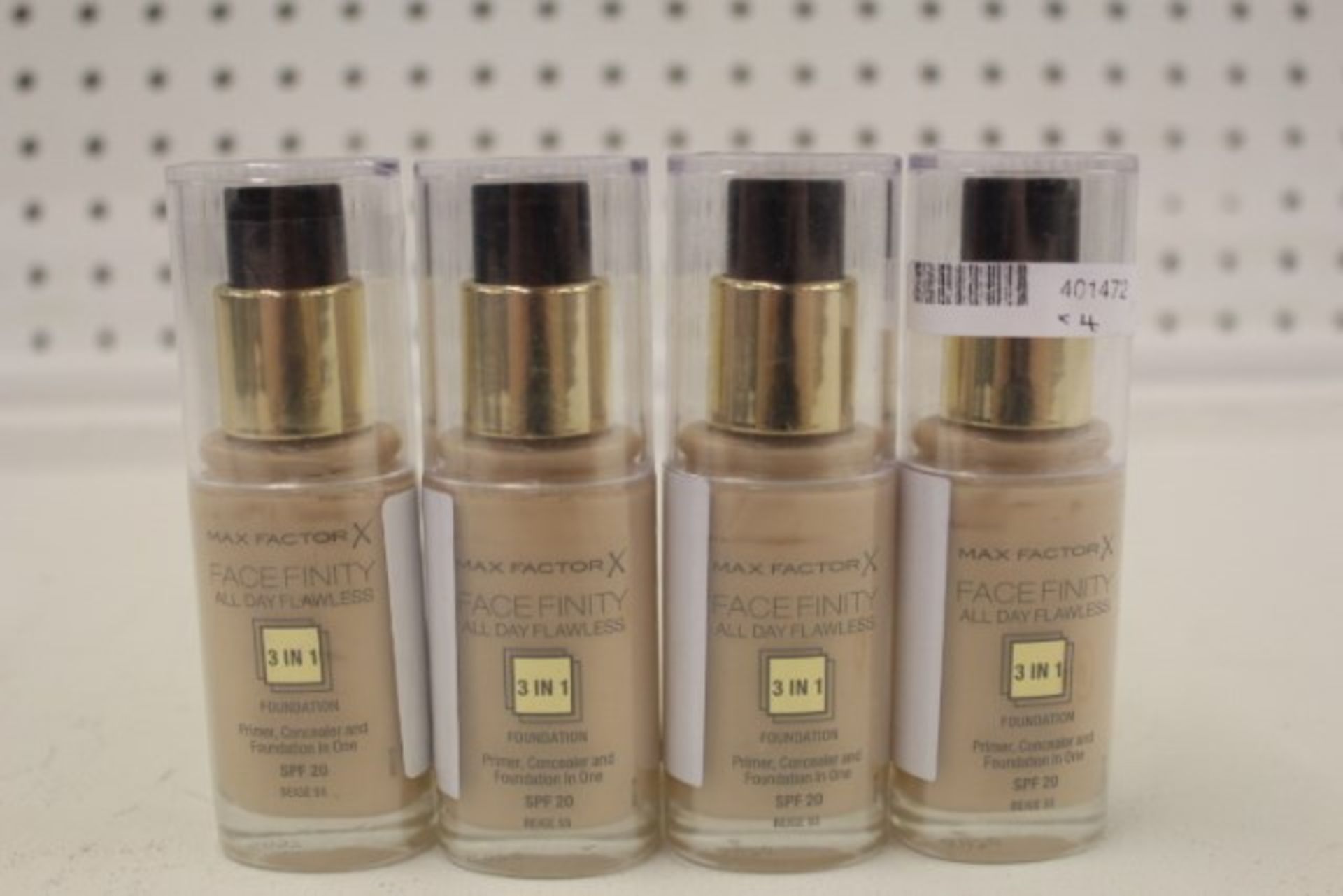 Four Max Factor Facefinity Foundation Beige 44 RRP £9.38 Each