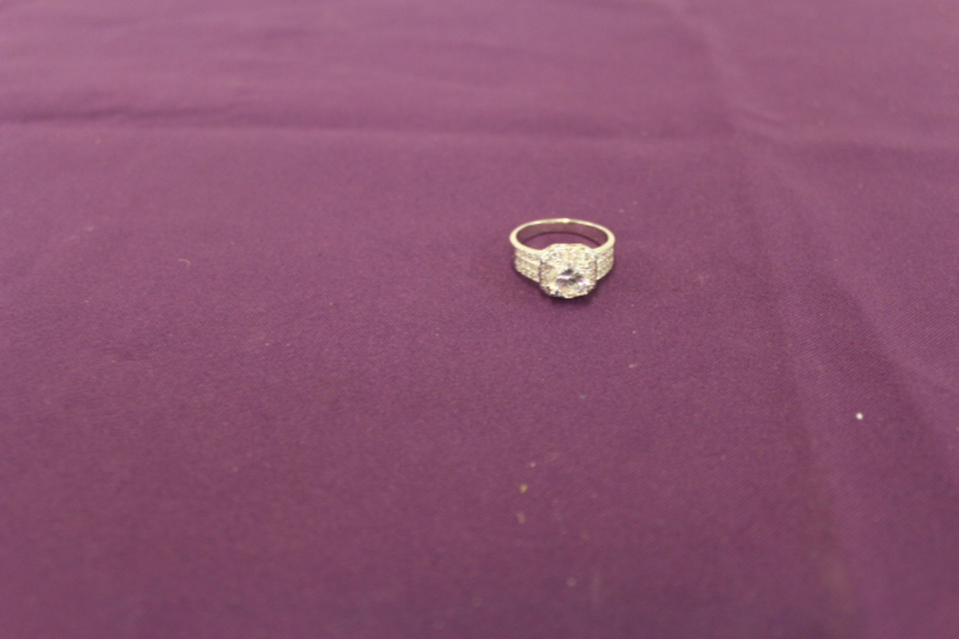 V Grade A White Metal, Solitaire, Diamante Surround RING Size 8