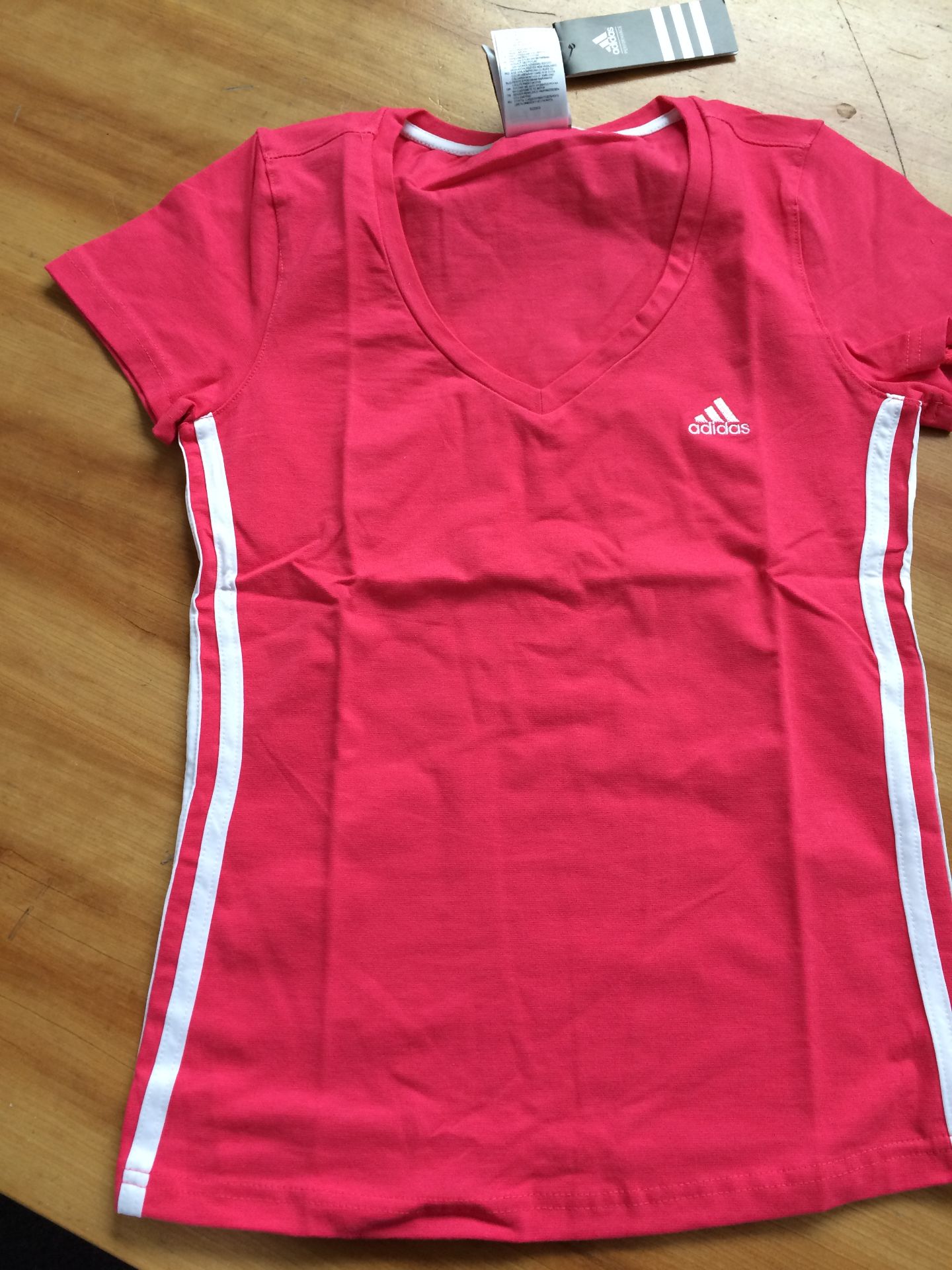 V Brand New 5 in a Pack Woman Addidas V Neck T Shirts 100% Cotton Short Sleeve 3 Stripe Detail
