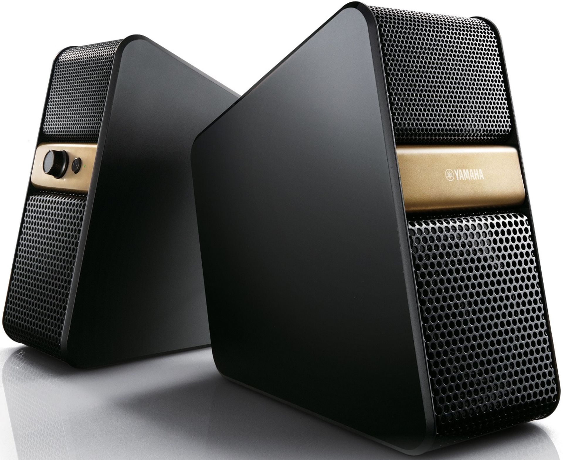 V Brand New Yamaha NX-B55 Bluetooth Speaker System Gold ISP £149.99 - Co-op Price £149.99