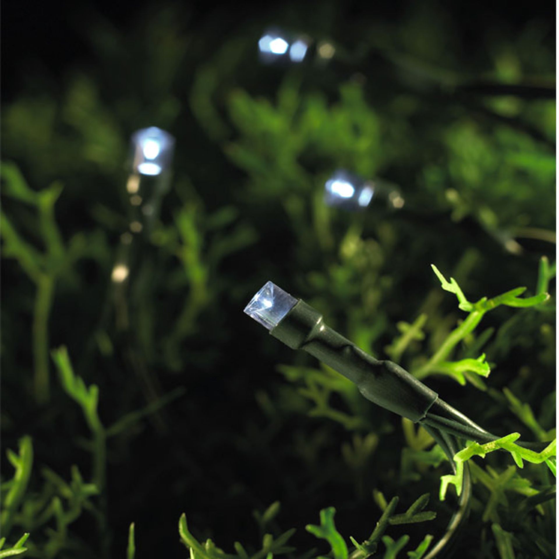 V *TRADE QTY* Brand New Set Of 50 Solar Powered String Lights - Come on At Dusk & Off At Dawn X 5 - Image 2 of 2