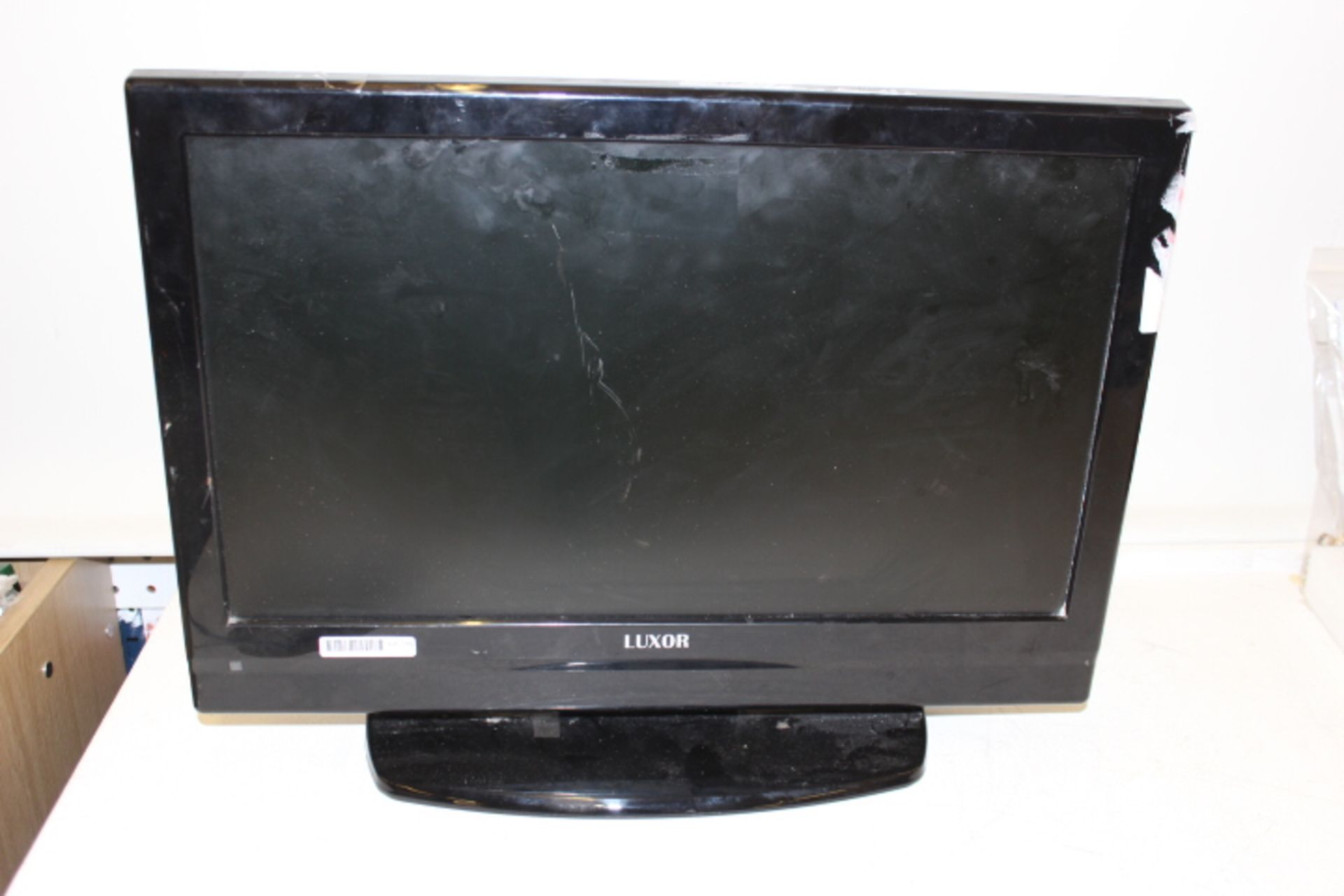 Grade U Luxor 15 Inch TV DVD Combi