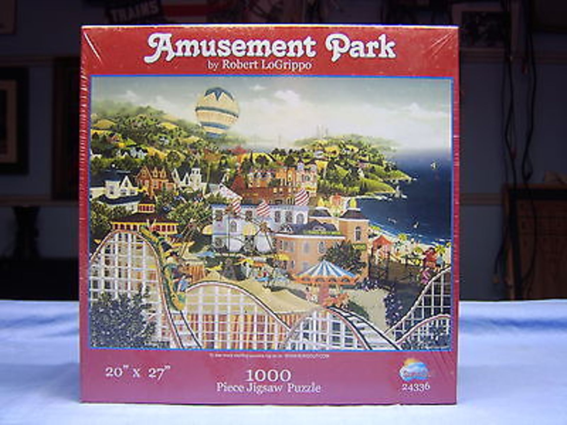 V Brand New SunsOut 1000pc Jigsaw Puzzle 'Amusement Park' by Robert LoGrippo (Box 1) X 2 YOUR BID