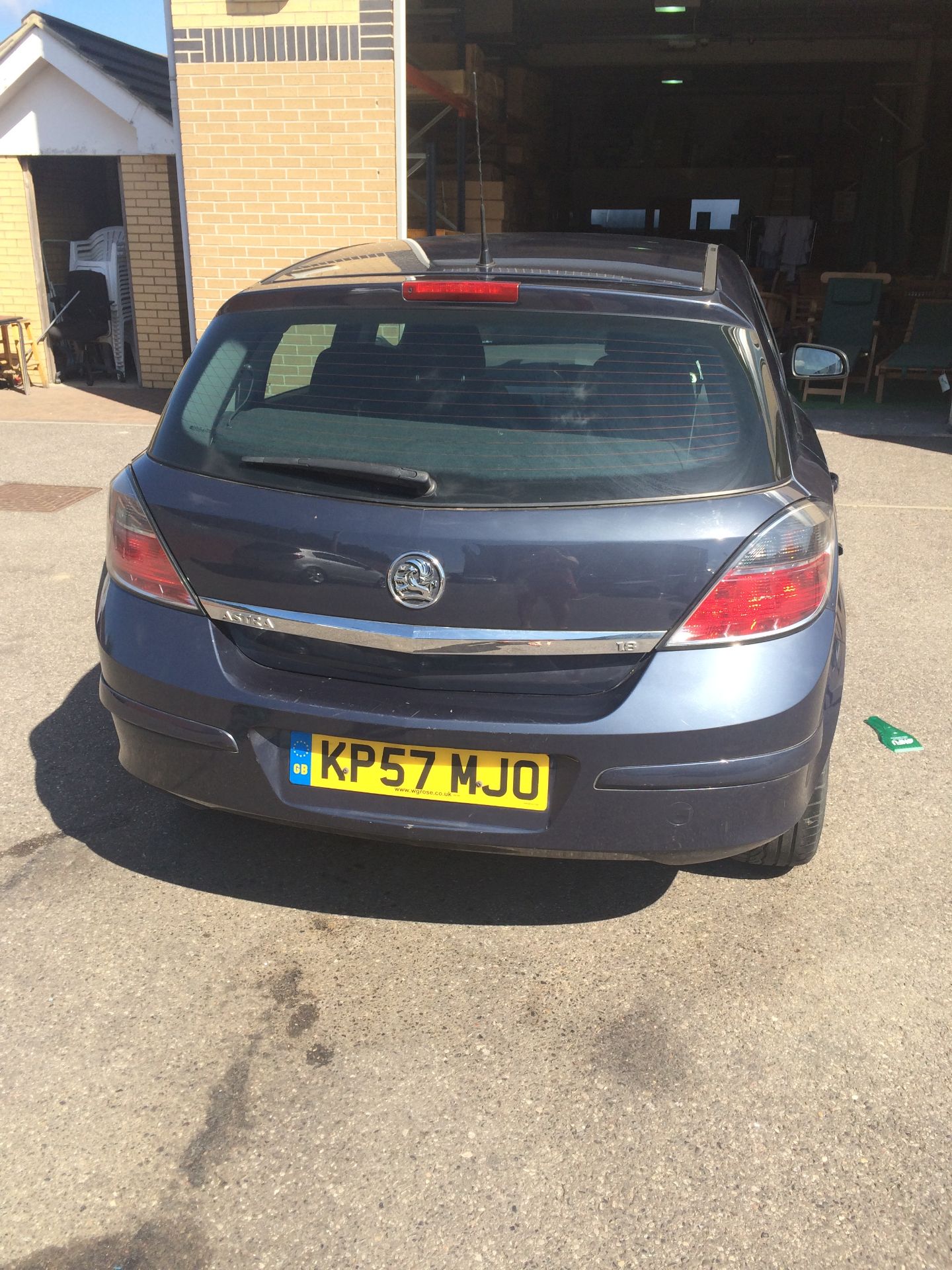 V Grade U 2008 (57 reg) Vauxhall Astra Hatchback 112,000 miles Automatic 1.8 L Petrol, mot till - Image 2 of 9