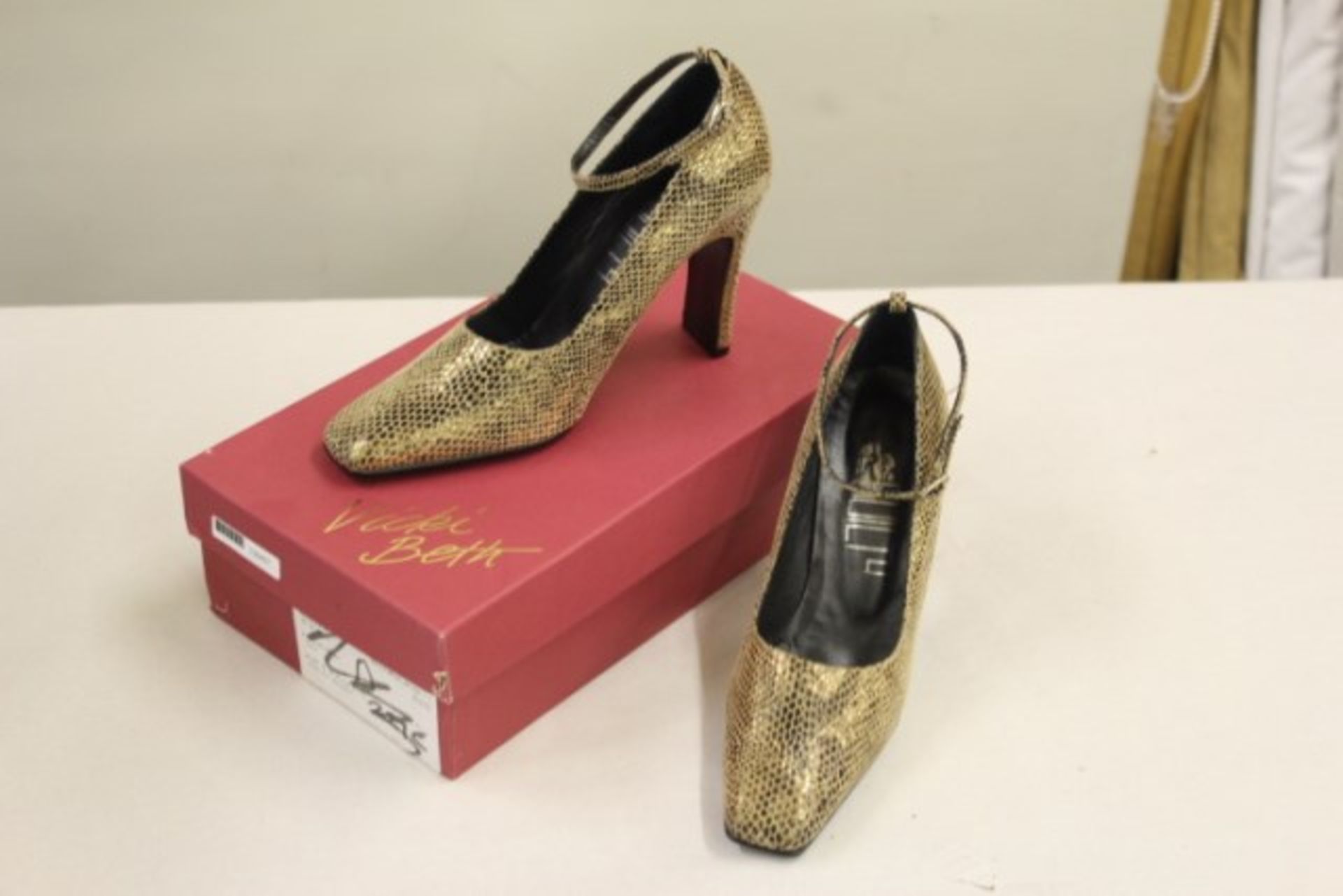 V Pair Ladies Gold Colour Snake Skin Effect Guilty Shoes RRP £62