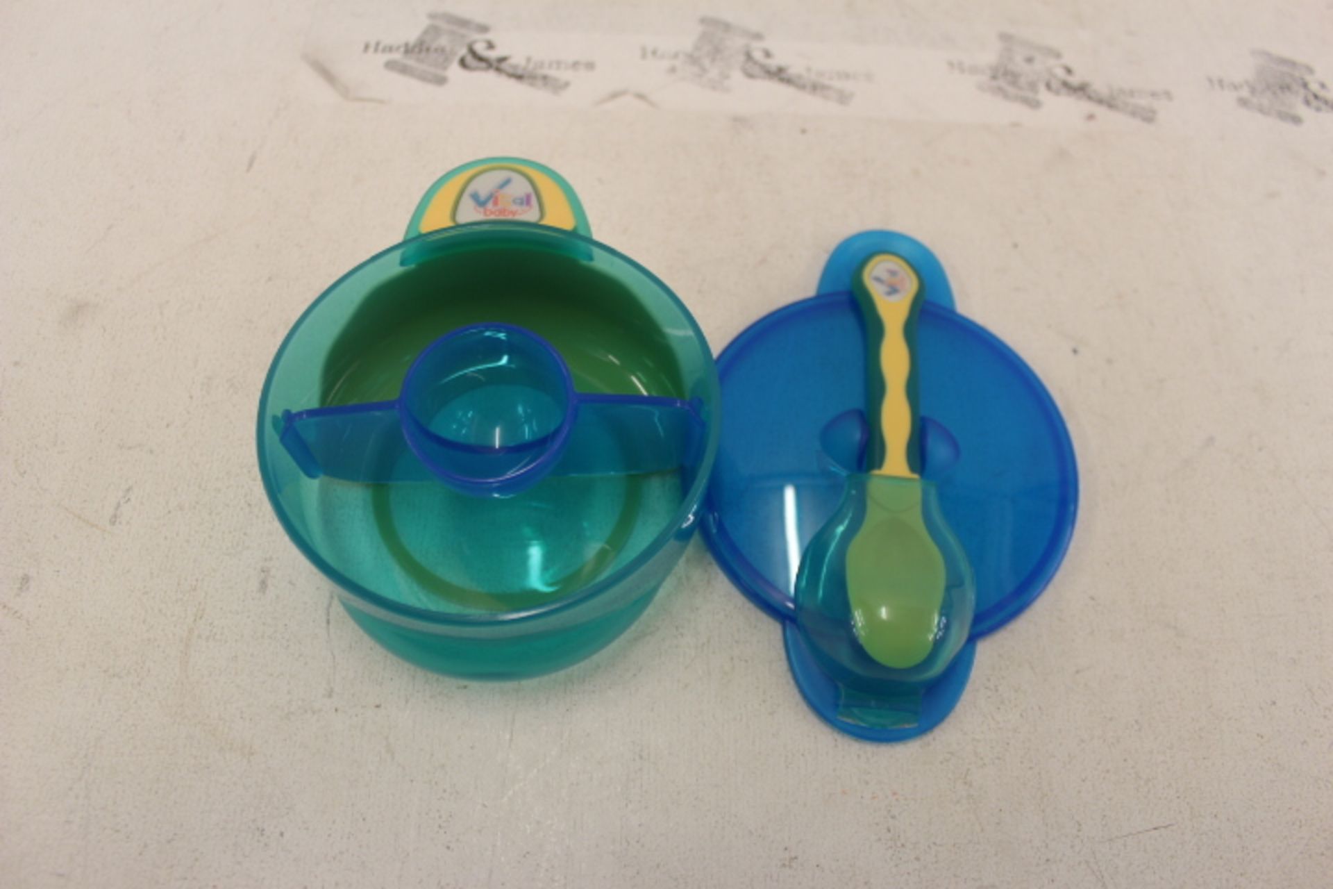 Brand New Thirty Vital Baby Weaning Sets