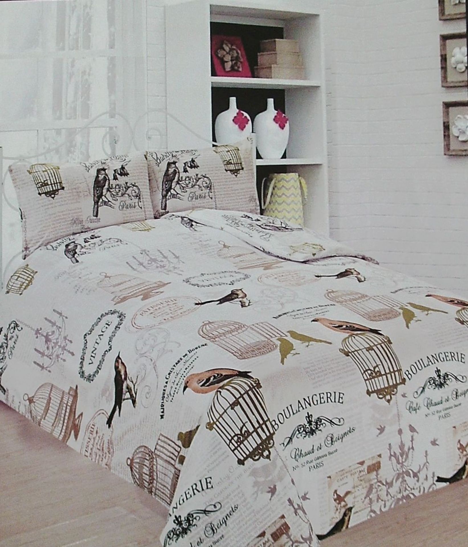 V Brand New Laura Secret Double Bed Three Piece Luxury Printed Duvet Set ISP £12.99 (Ebay)