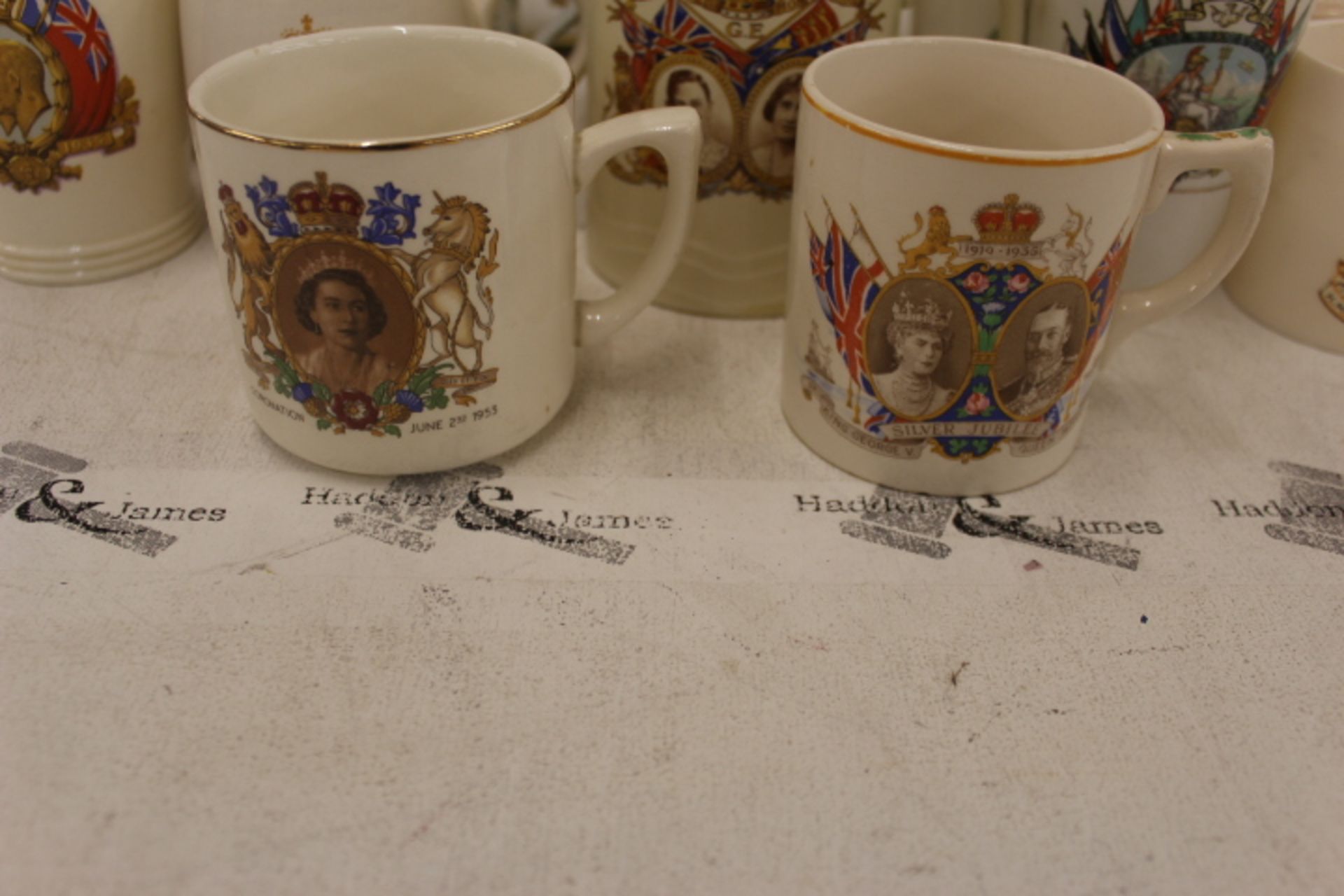 Thirteen Pieces Royal Commerative China - Image 4 of 4