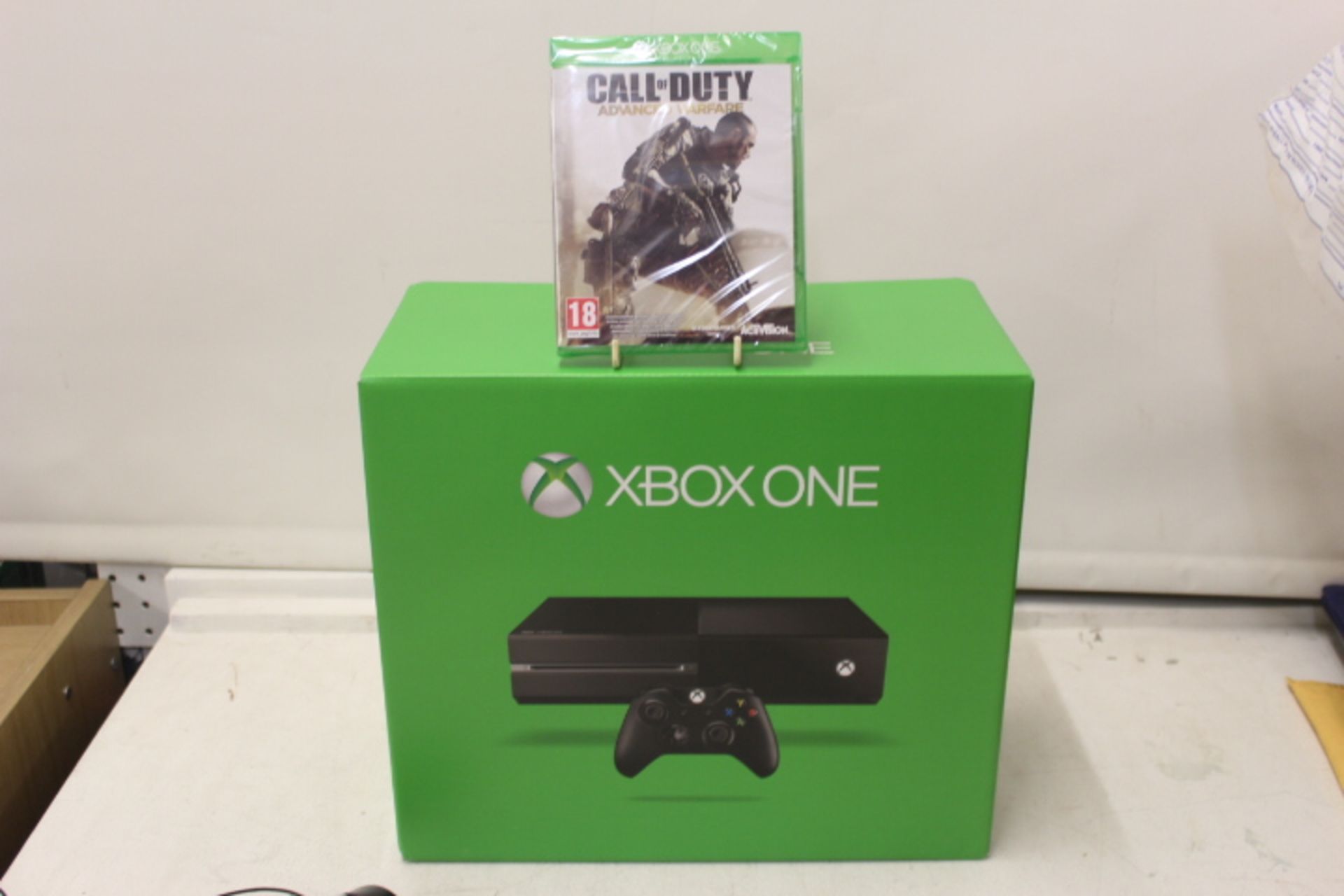 V Grade A Microsoft XBox One Game Console With Call Of Duty Game