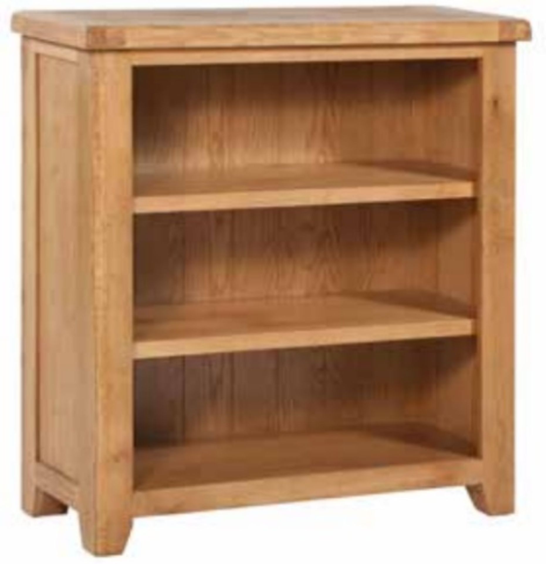 V Brand New Chiswick Oak Low Bookcase 85w x 35d x 90h cms ISP £235.00 (furnituredirectory.co.uk)