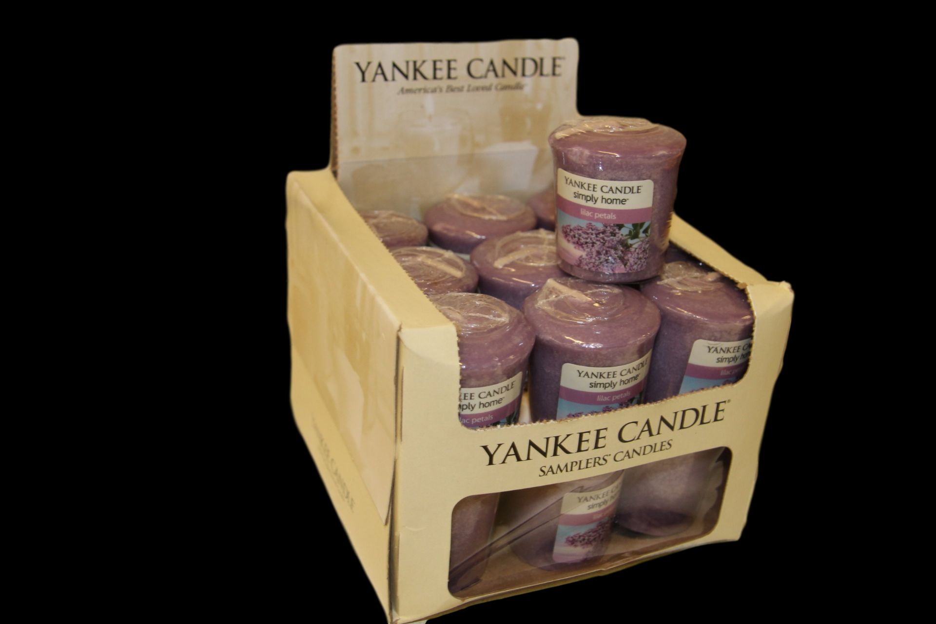 V Brand New 18 x Yankee Candle Votive Lilac Petals 49g X 2 YOUR BID PRICE TO BE MULTIPLIED BY TWO