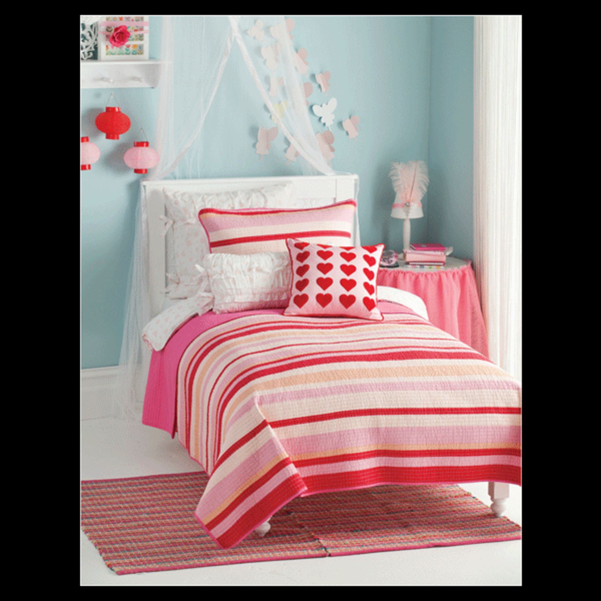 V Brand New Pink Striped Quilted Single Bedcover And Pillowcase Set X 2 YOUR BID PRICE TO BE
