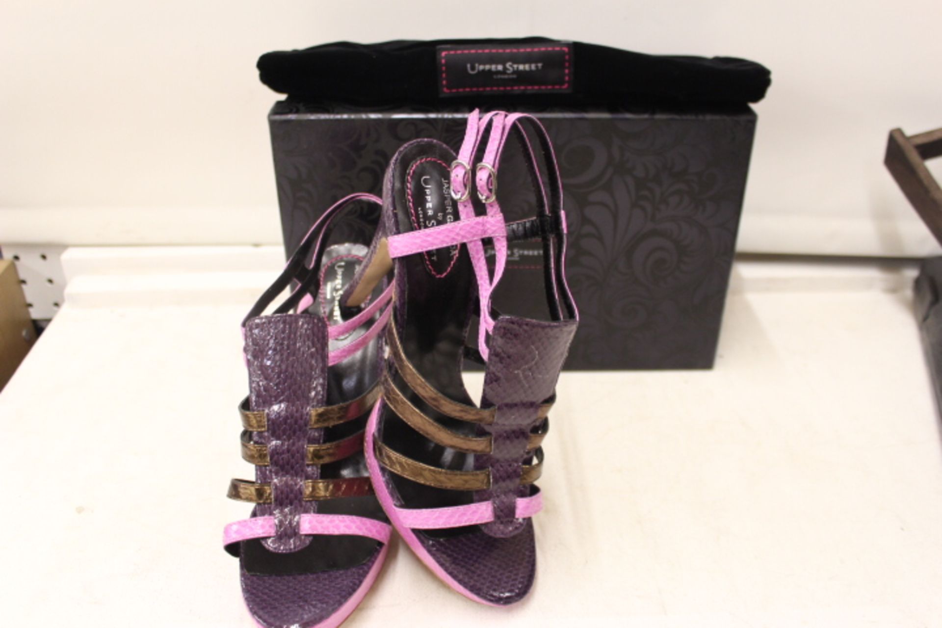 Grade U Pair Ladies Purple & Bronze Upper Street Sandals Size 5