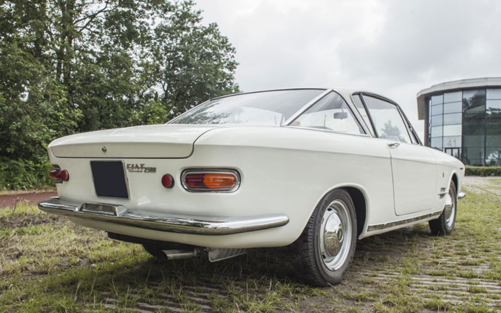1962 Fiat 2300 Coupe - Image 3 of 6