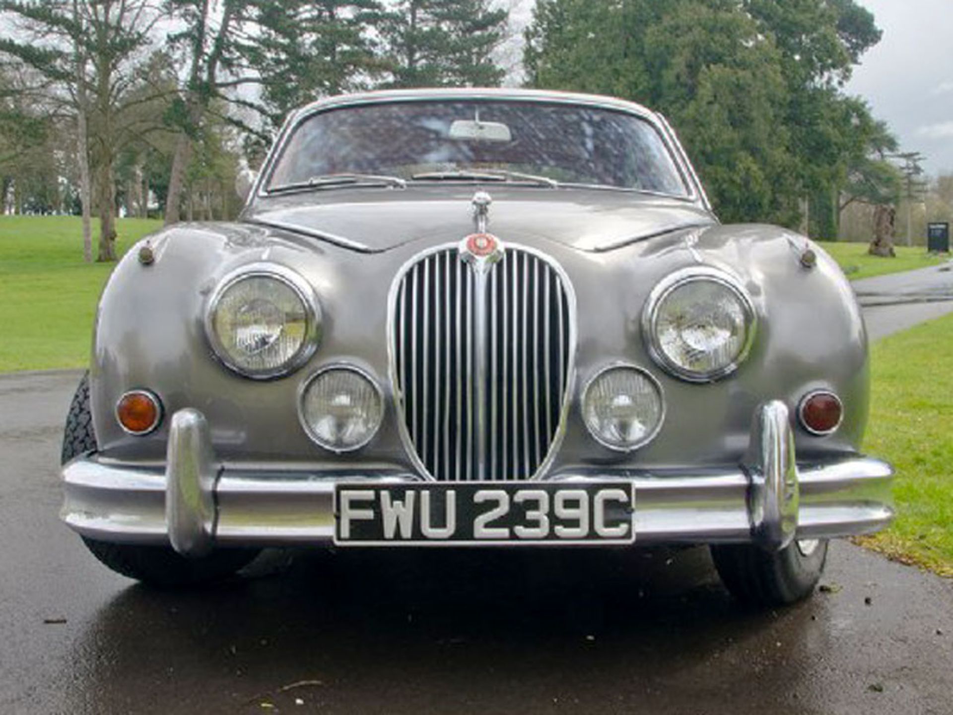 1965 Jaguar MK II 3.4 Litre - Image 2 of 5