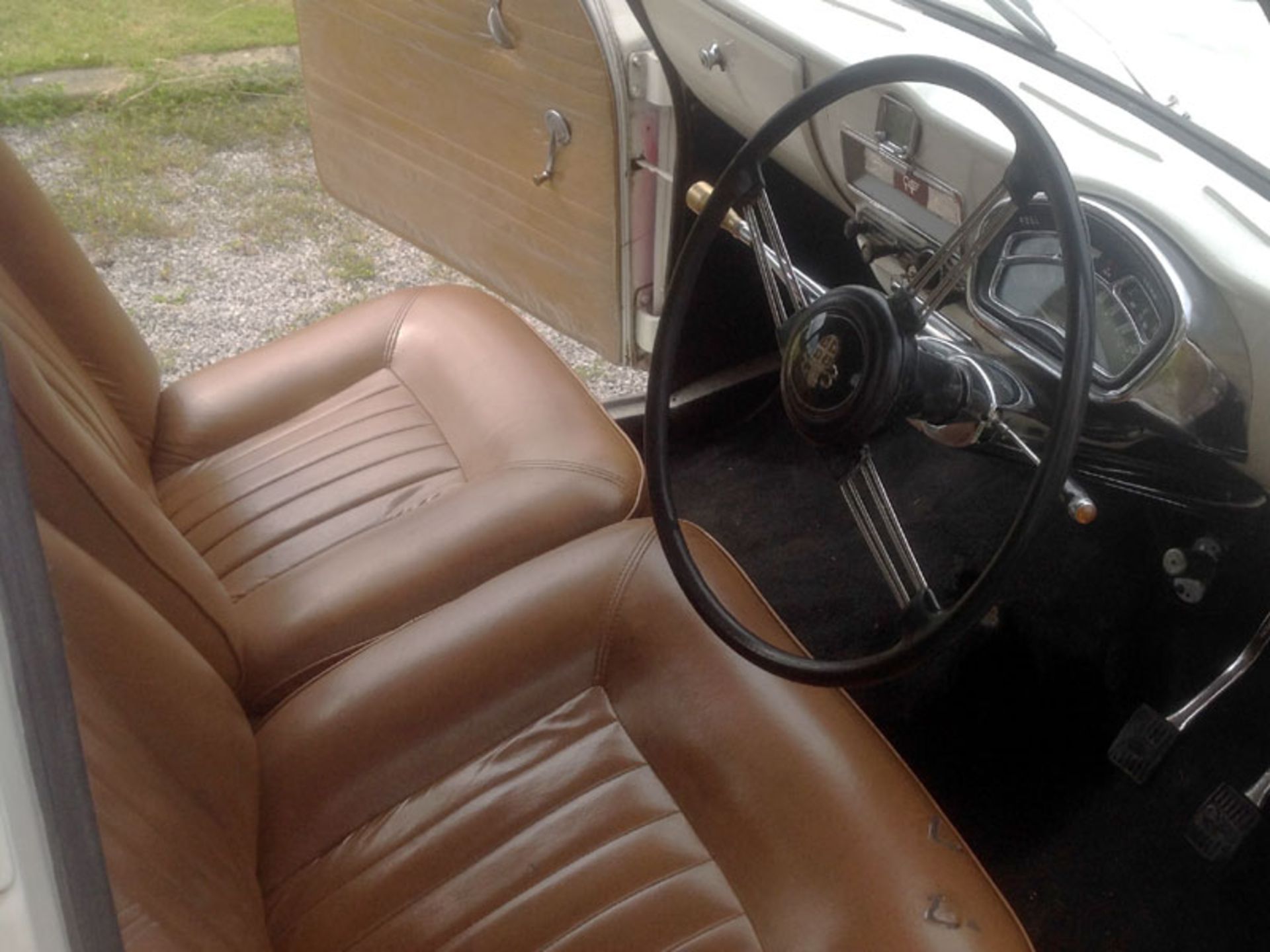 1956 Austin A50 Cambridge - Image 3 of 4