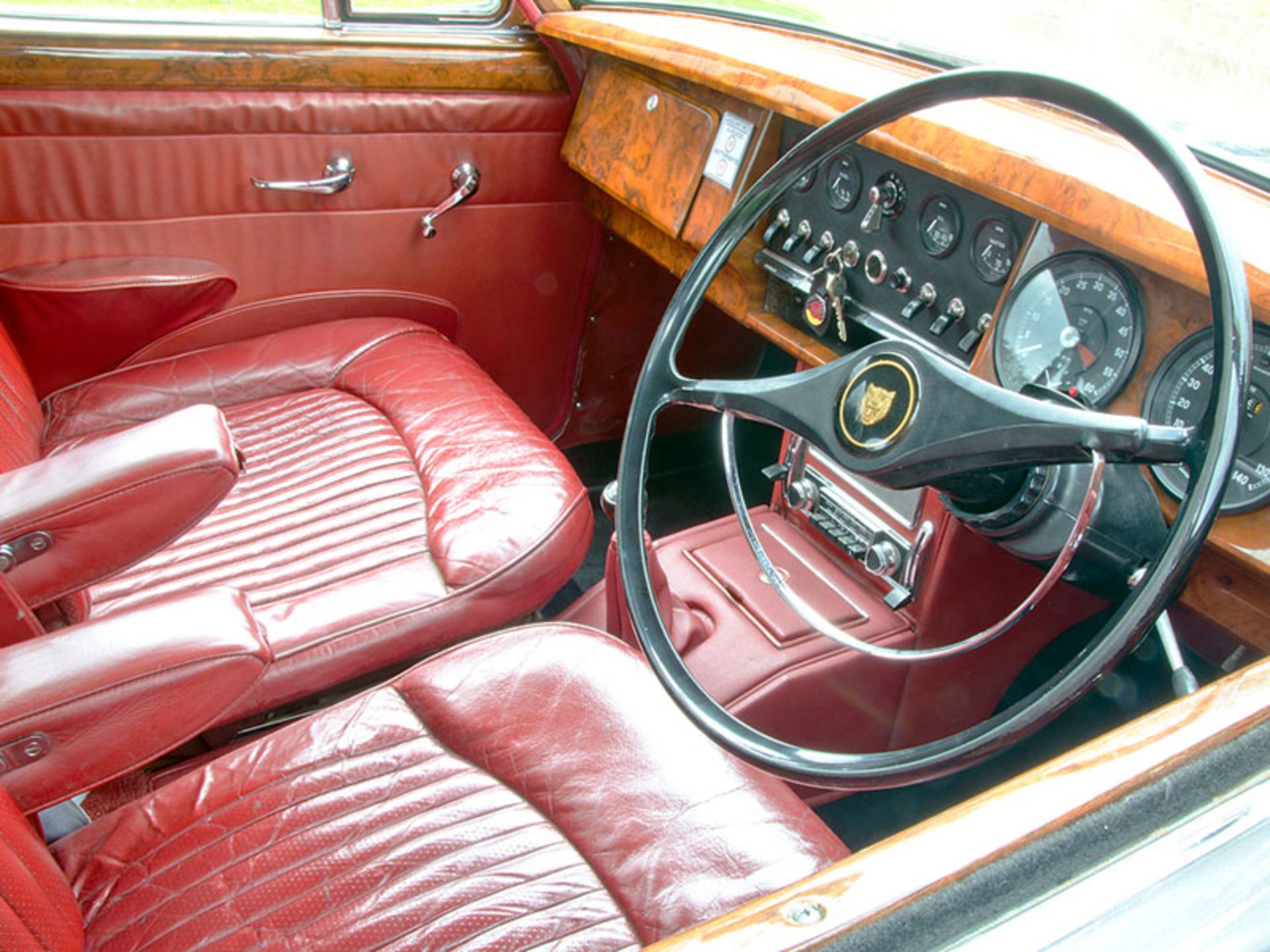 1965 Jaguar MK II 3.4 Litre - Image 3 of 5