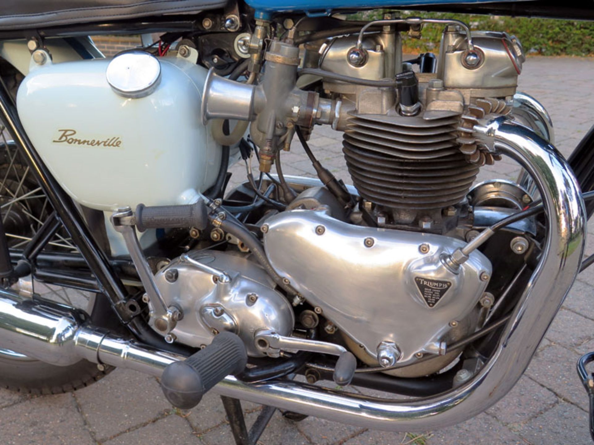 1961 Triumph T120 Bonneville - Image 3 of 5