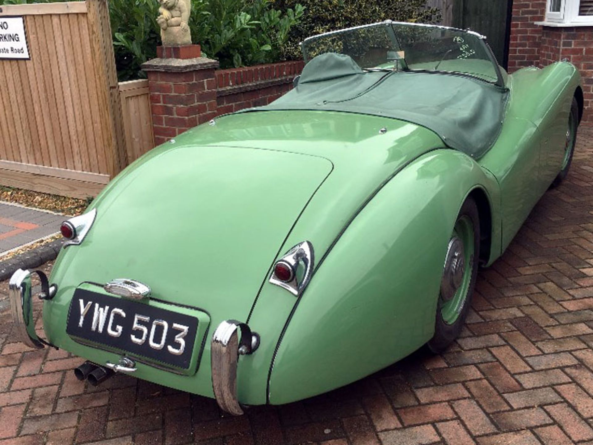 1952 Jaguar XK120 Roadster - Image 3 of 4