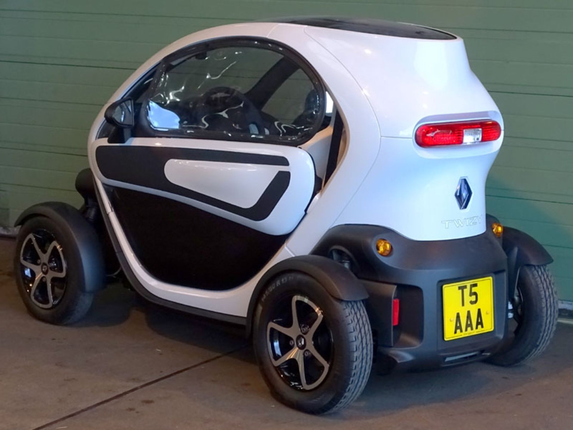 2013 Renault Twizy Technic - Image 3 of 5