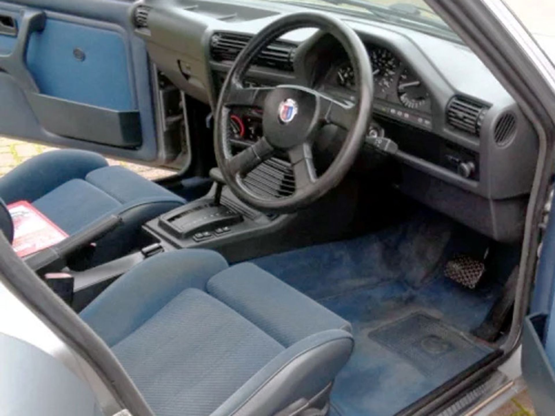 1988 BMW 325i - Image 4 of 5